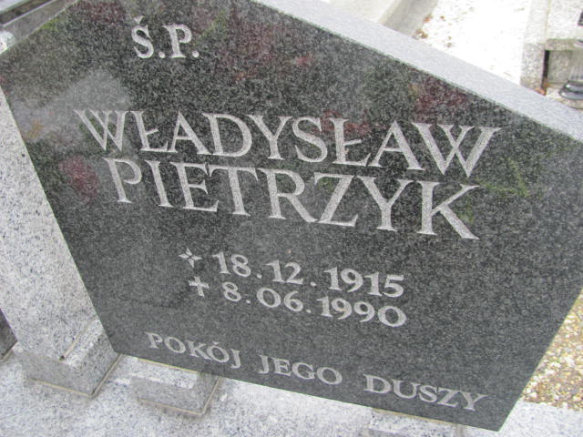 Władysław Pietrzyk 1915 Mściwojów - Grobonet - Wyszukiwarka osób pochowanych